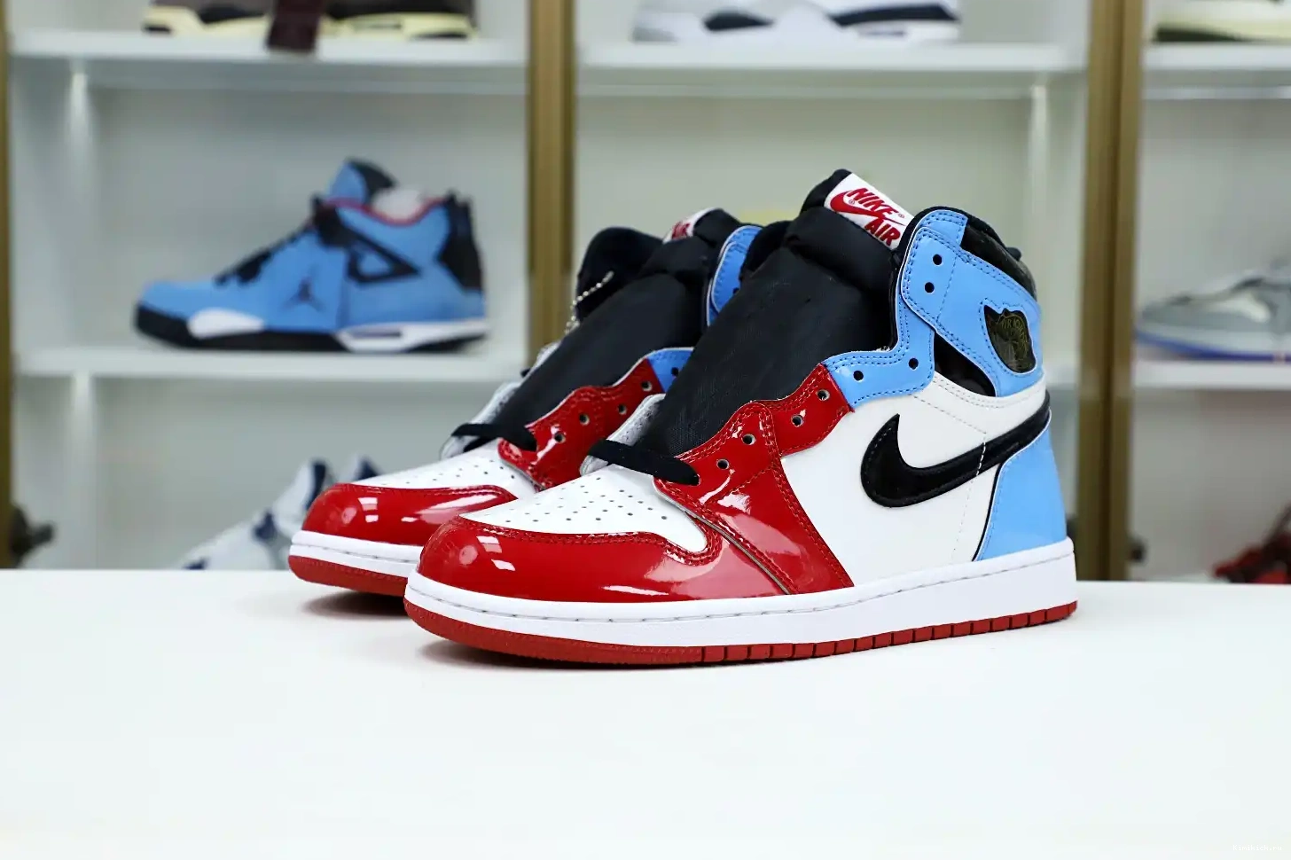 JORDAN Kimikick OG AIR HIGH 'FEARLESS' 1 RETRO 0516